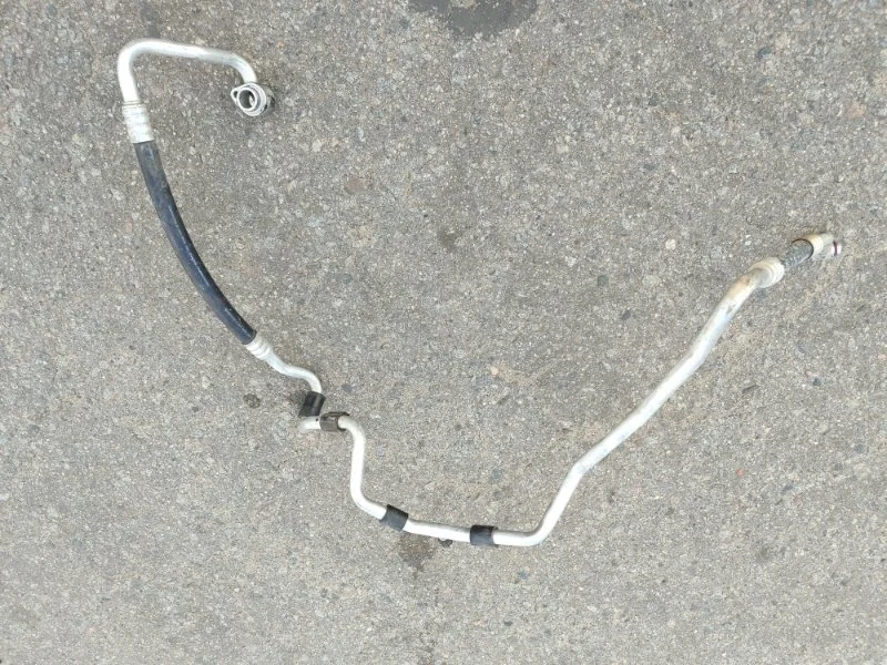 Трубка кондиционера Skoda Yeti 1K0820743FN 5L