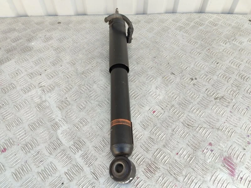 Стойка подвески Toyota Prado 4853069165 120, задняя