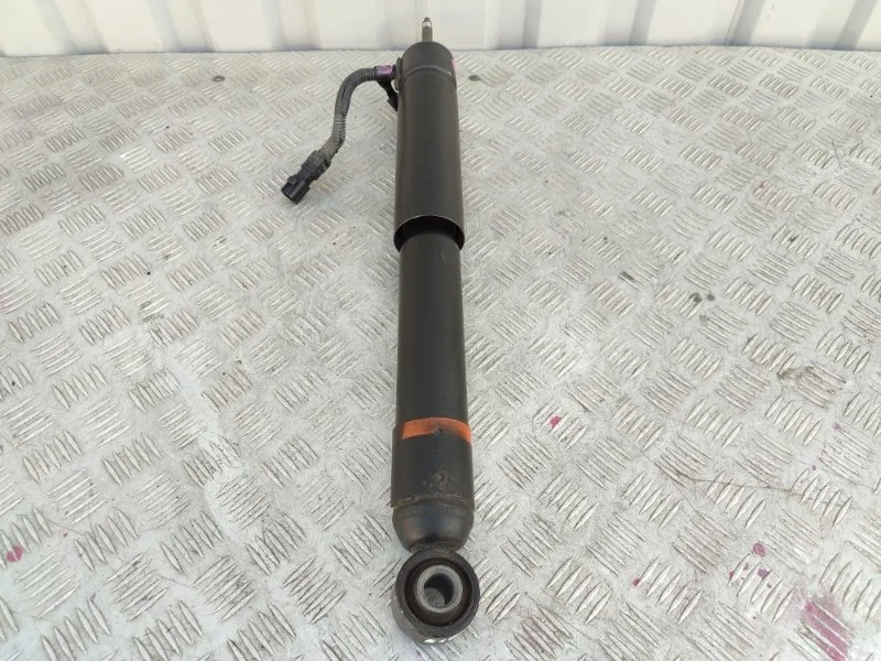 Стойка подвески Toyota Prado 4853069165 120, задняя