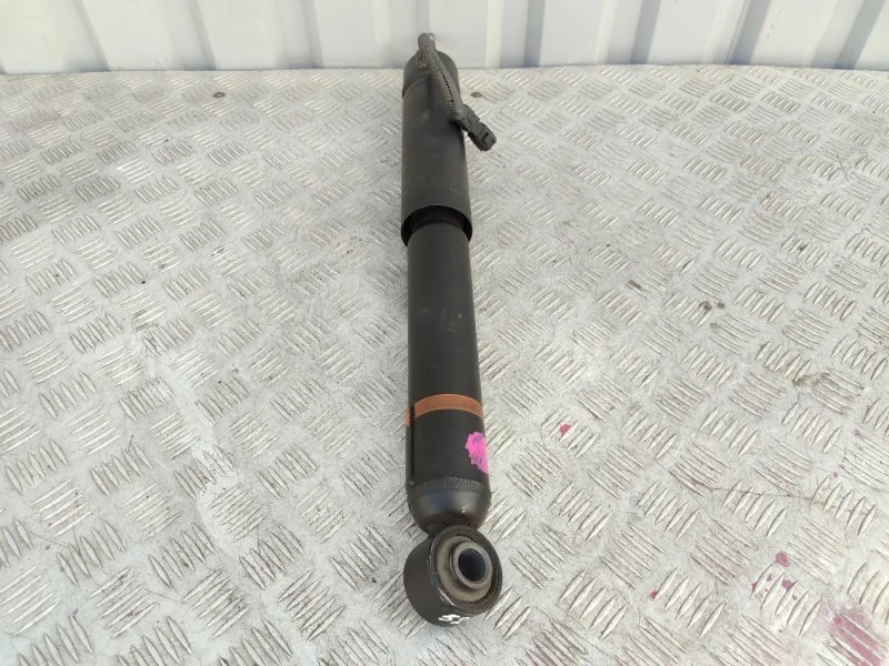 Стойка подвески Toyota Prado 4853069165 120, задняя