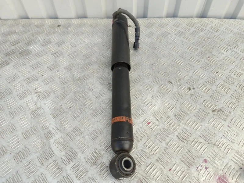 Стойка подвески Toyota Prado 4853069165 150, задняя