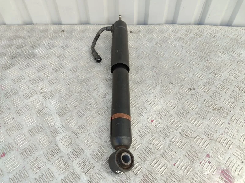 Стойка подвески Toyota Prado 4853069165 150, задняя