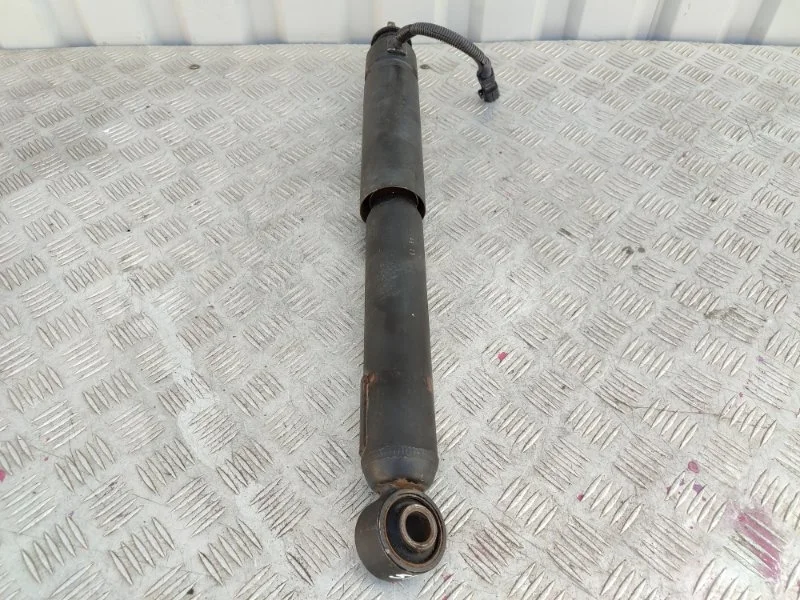 Стойка подвески Toyota Prado 4853069165 150, задняя