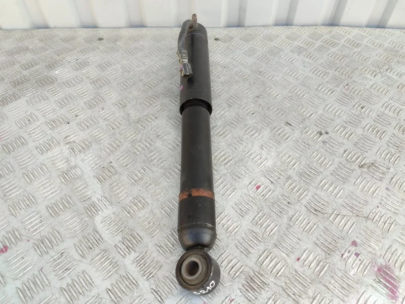 Стойка подвески Toyota Prado 4853069165 150, задняя