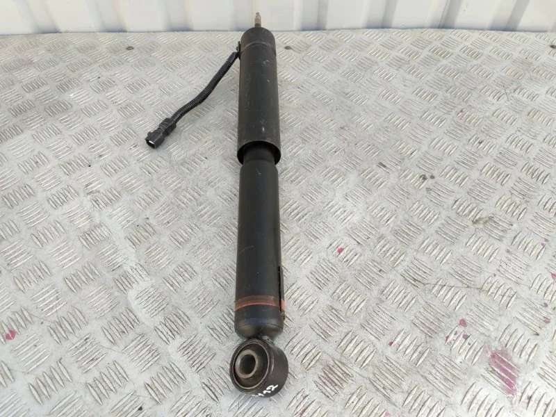 Стойка подвески Toyota Prado 4853069165 150, задняя