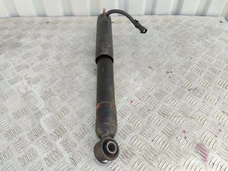 Стойка подвески Lexus Gx470 4853069165 1, задняя