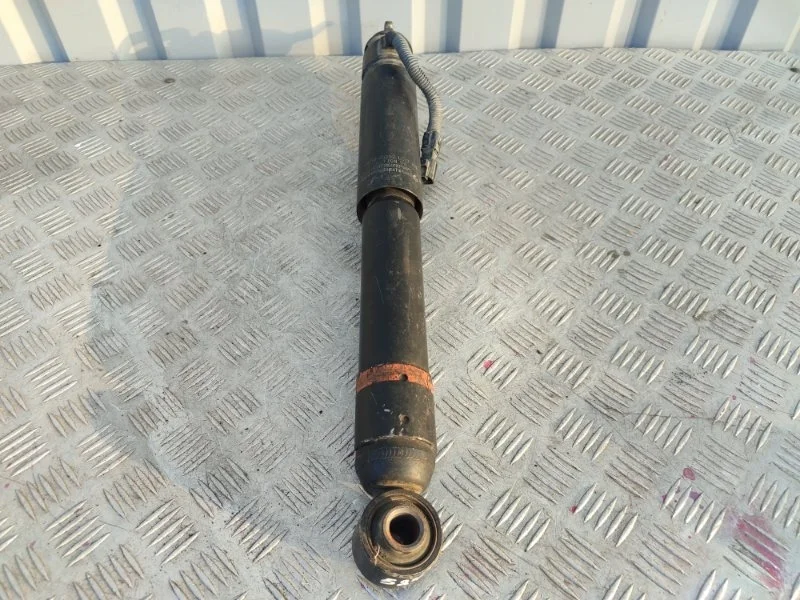 Стойка подвески Lexus Gx460 4853080372 150, задняя