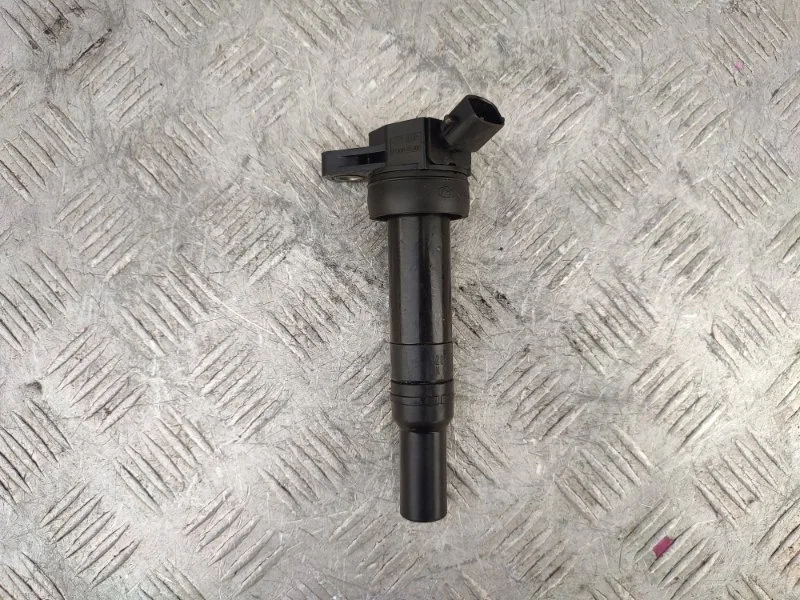 Катушка зажигания HYUNDAI ELANTRA 2012 273002E000 MD G4NA