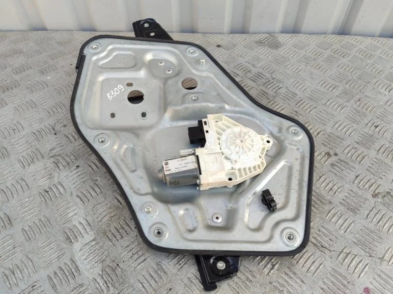 Стеклоподъемный механизм SKODA YETI 2012 5L0837401 5L, передний левый