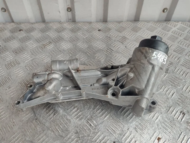 Корпус масляного фильтра Chevrolet Cruze 93186324 J300 F16D4