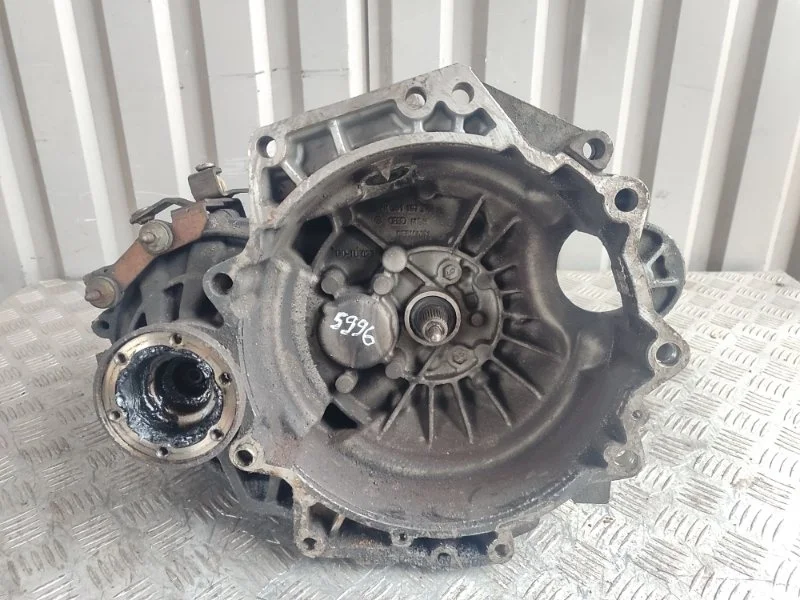 МКПП VOLKSWAGEN GOLF 02K300049C 4 BCA