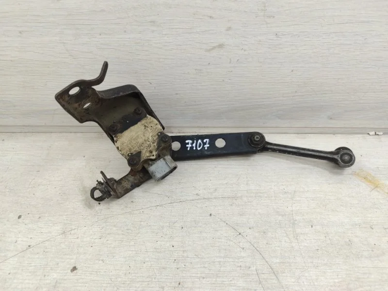 Датчик положения кузова TOYOTA LAND CRUISER 8940760010 UZJ100, задний