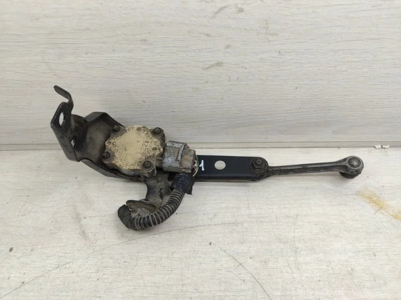 Датчик положения кузова TOYOTA LAND CRUISER 8940760010 UZJ100, задний