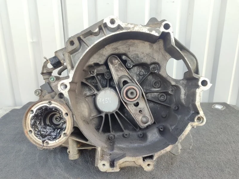 МКПП VOLKSWAGEN POLO 02T300020 MK5 CFN