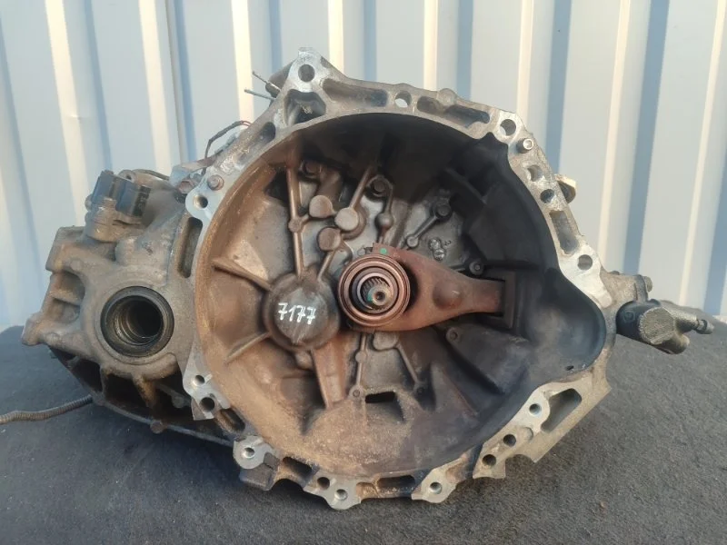 МКПП TOYOTA COROLLA 3030012A80 E150 1ZR