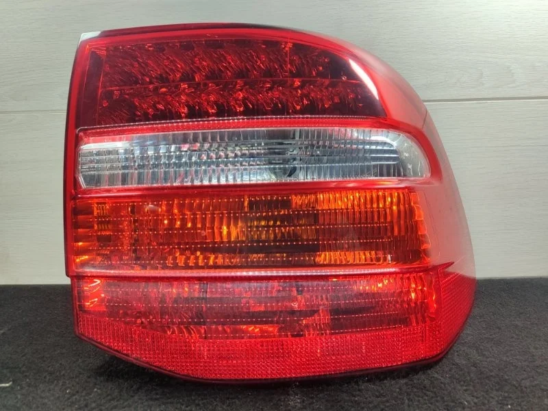 Фонарь PORSCHE CAYENNE 2009 7L5945208B 957, задний правый