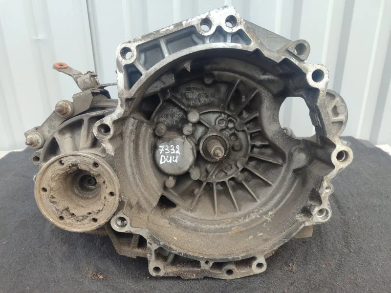 МКПП VOLKSWAGEN GOLF 02K300049C 4 AKL