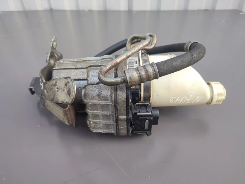 Электрогидроусилитель руля OPEL ASTRA 2009 93181658 H Z18XER