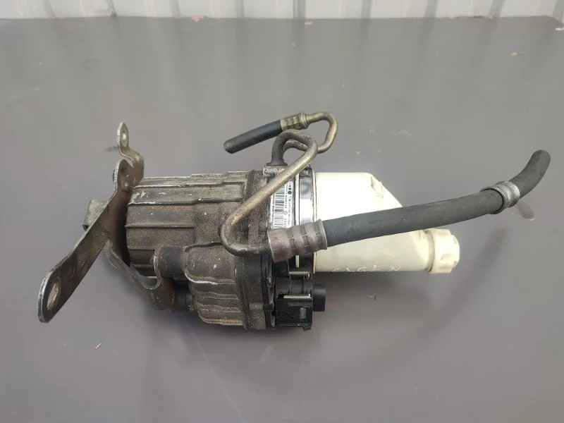 Электрогидроусилитель руля Opel Astra 2009 93181658 H Z18XER