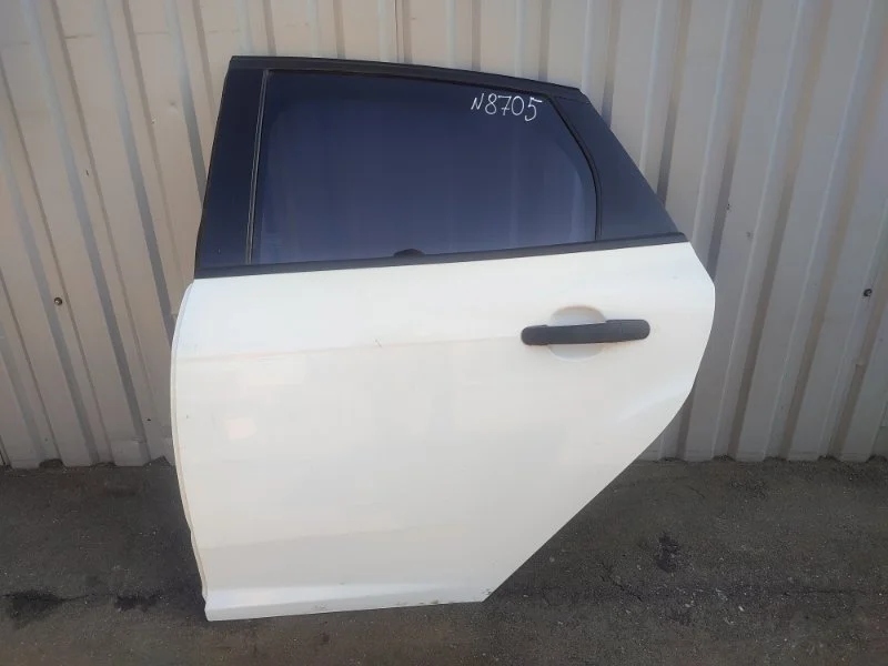 Дверь Toyota Corolla 6700412A20 E15, задняя левая