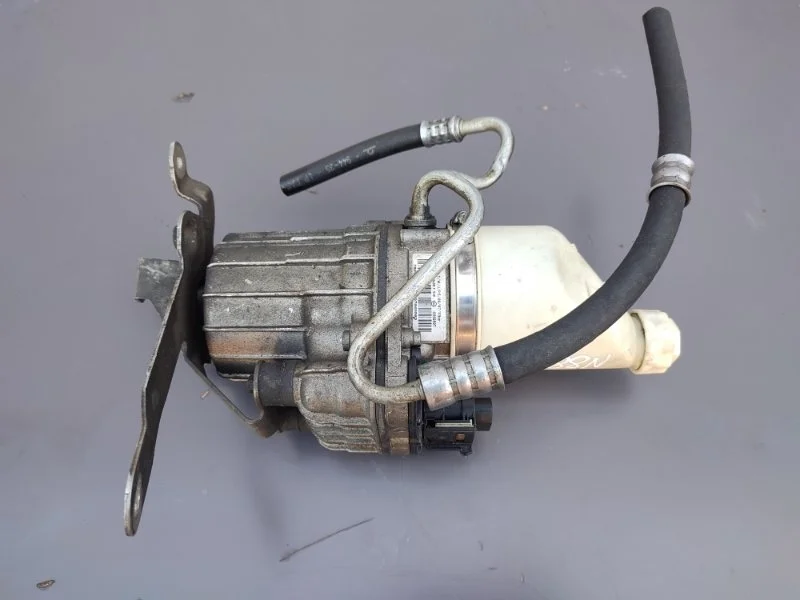 Электрогидроусилитель руля Opel Astra 93181658 H Z18XER