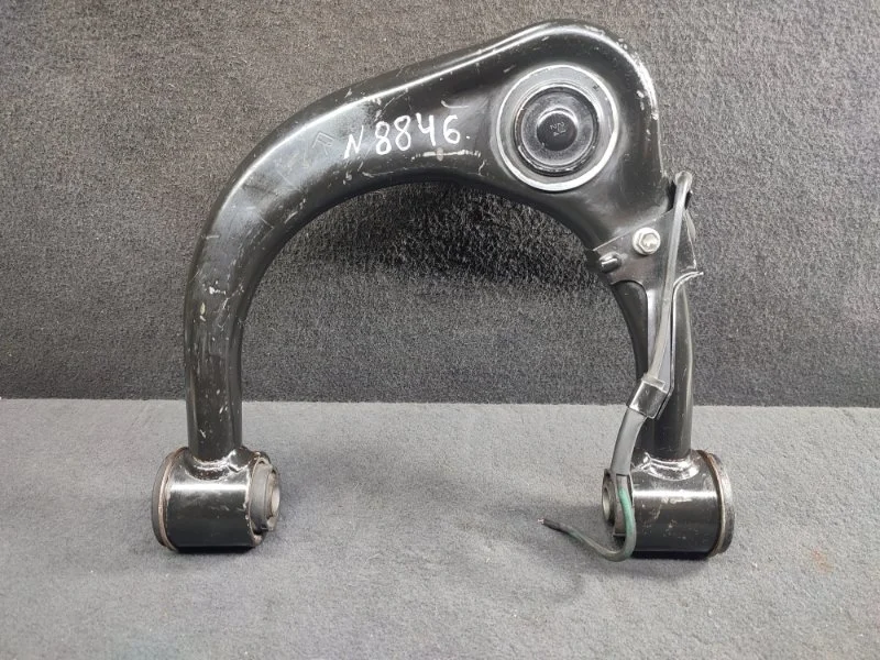 Рычаг подвески TOYOTA PRADO 4861060070 150, передний правый