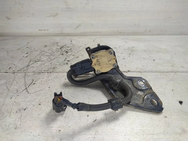 Датчик положения кузова TOYOTA PRADO 8940860011 120, задний левый