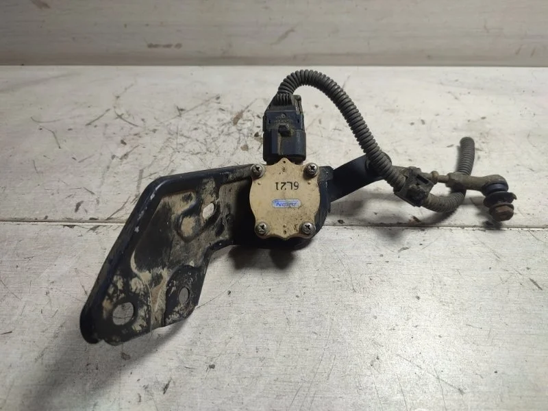 Датчик положения кузова TOYOTA PRADO 8940860011 120, задний левый