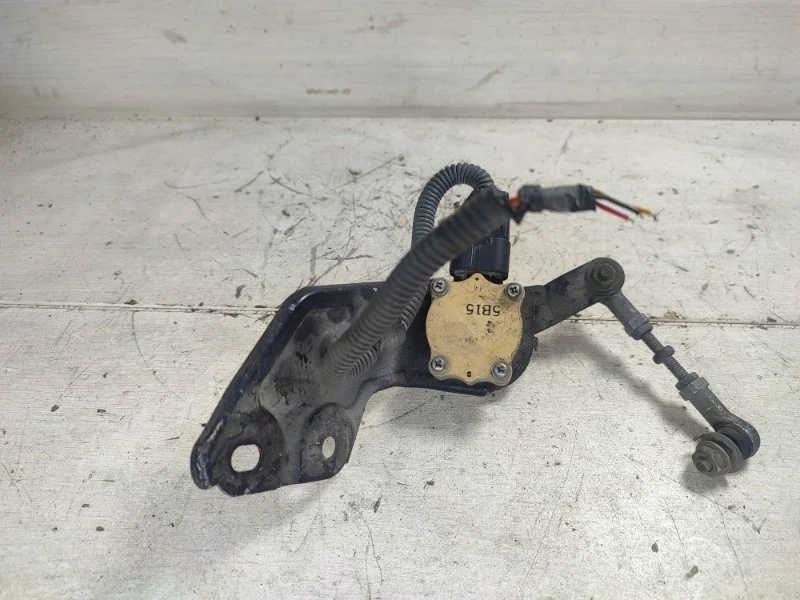 Датчик положения кузова TOYOTA PRADO 8940860011 120, задний левый