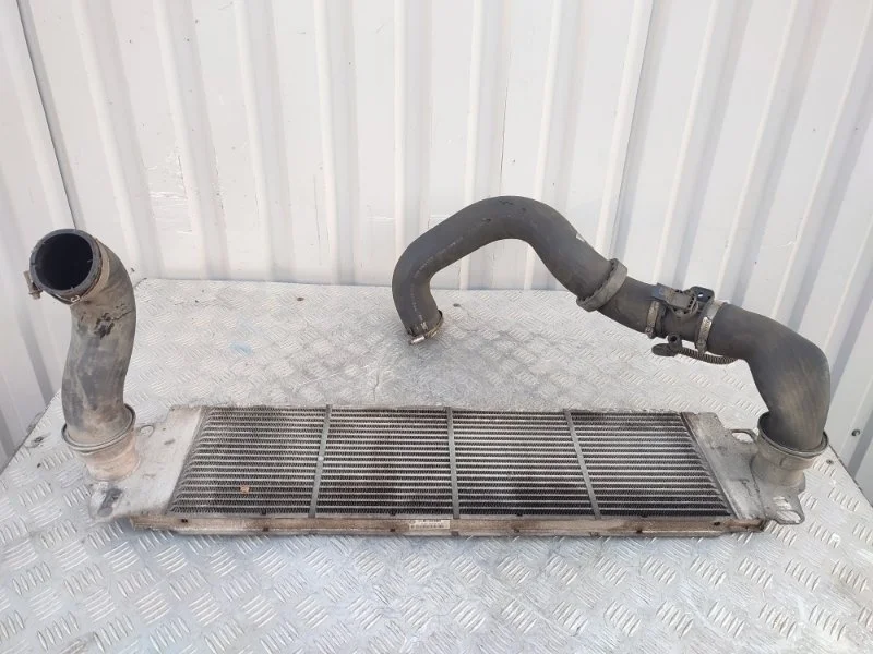 Интеркулер VOLKSWAGEN TRANSPORTER 7H0145804B T5