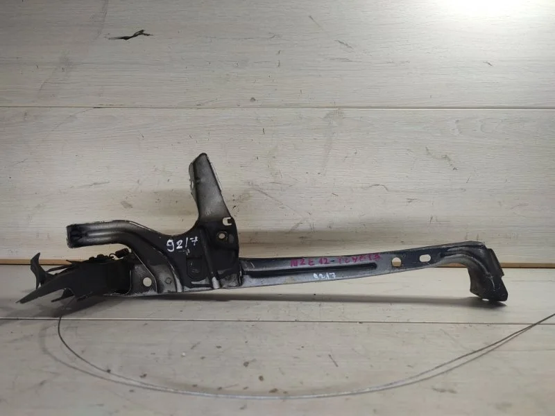 Замок капота TOYOTA COROLLA 5351002180 2