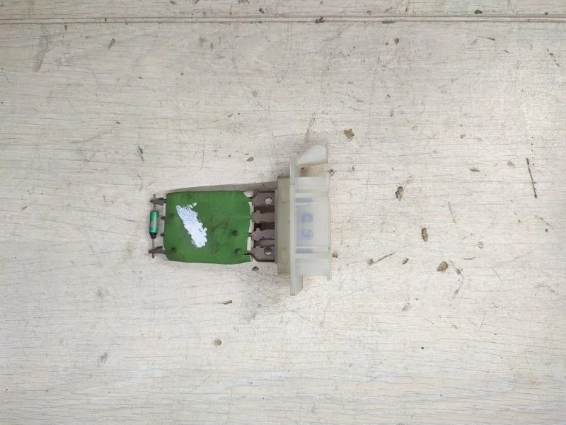 Резистор отопителя SKODA YETI 1K0959263