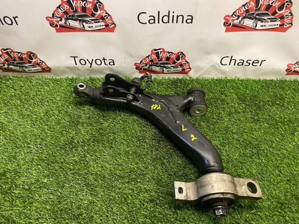 Рычаг Toyota Crown 2007 4864030290 GRS184, передний левый