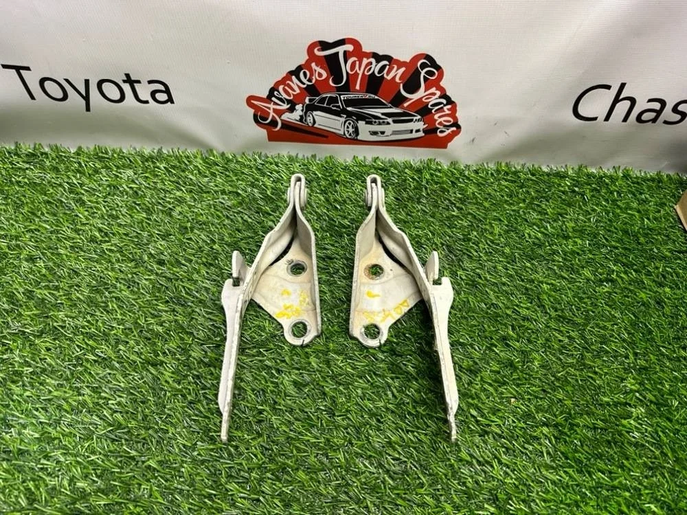 Петли капота Lexus Gs400 1999 5341030130 UZS160