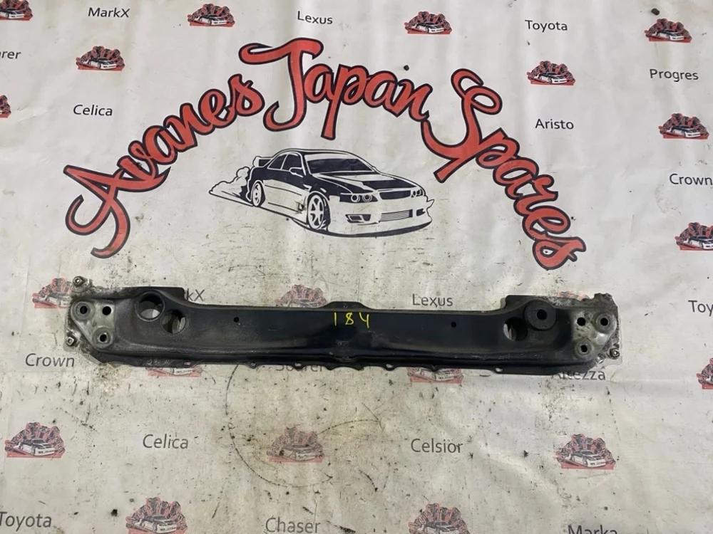 Планка телевизора нижняя Toyota Crown 2004 5710430080 GRS180