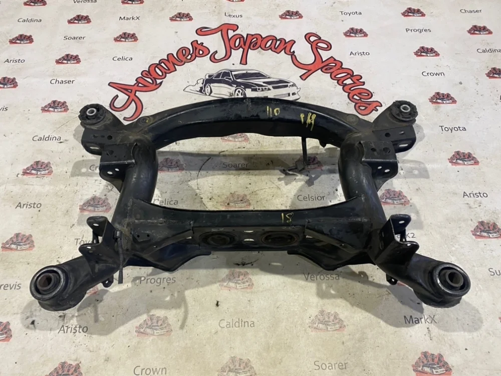 Подрамник Toyota Crown 2002 5120653020 JZS171, задний