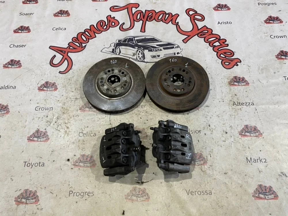 Тормозные диски с суппортами Toyota Aristo 2003 4351230180 JZS161 2JZ-GTE, переднее