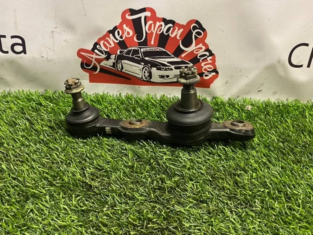 Шаровая опора Lexus IS350 2009 4333039625 GSE21, передняя правая