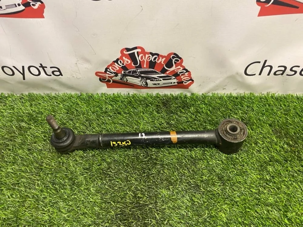 Рычаг подвески Lexus GS300 2007 4879053030 GRS190, задний