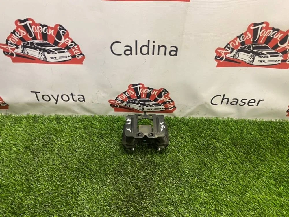 Подушка АКПП Toyota Crown 2007 1237131070 GRS184 2GR-FSE