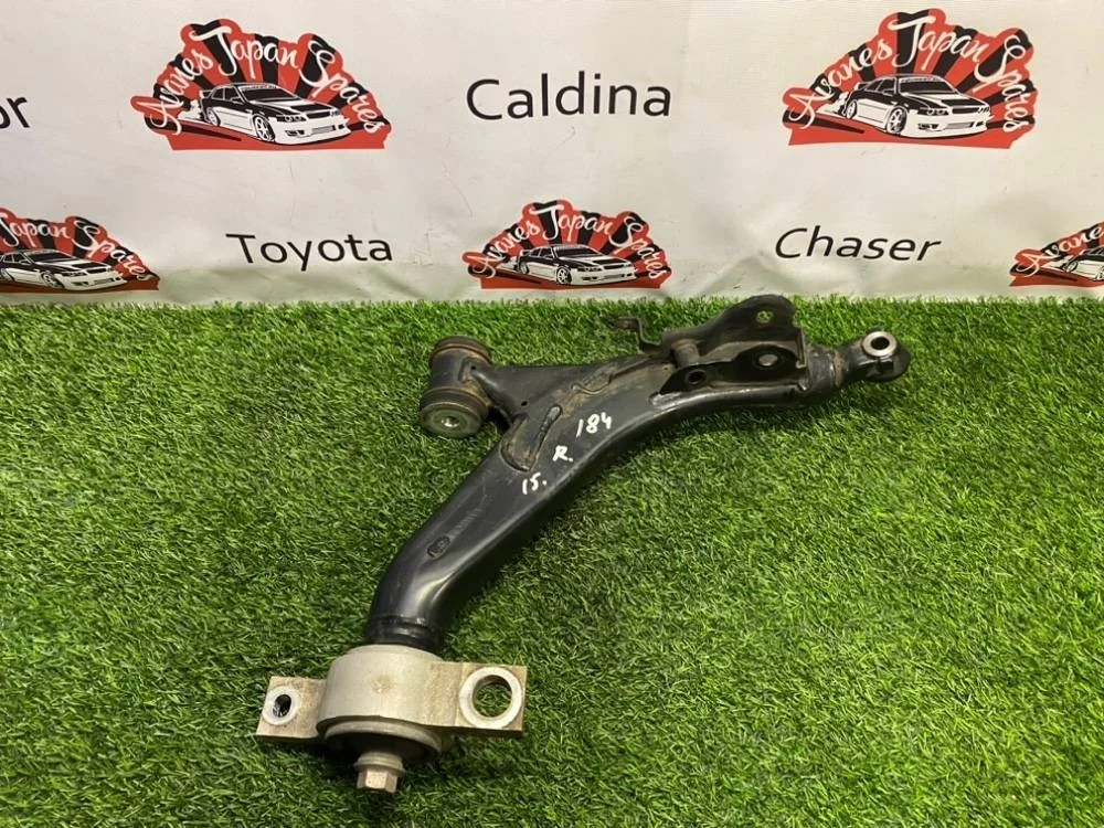 Рычаг подвески нижний Toyota Crown 2007 4862030290 GRS184 2GR-FSE, передний правый