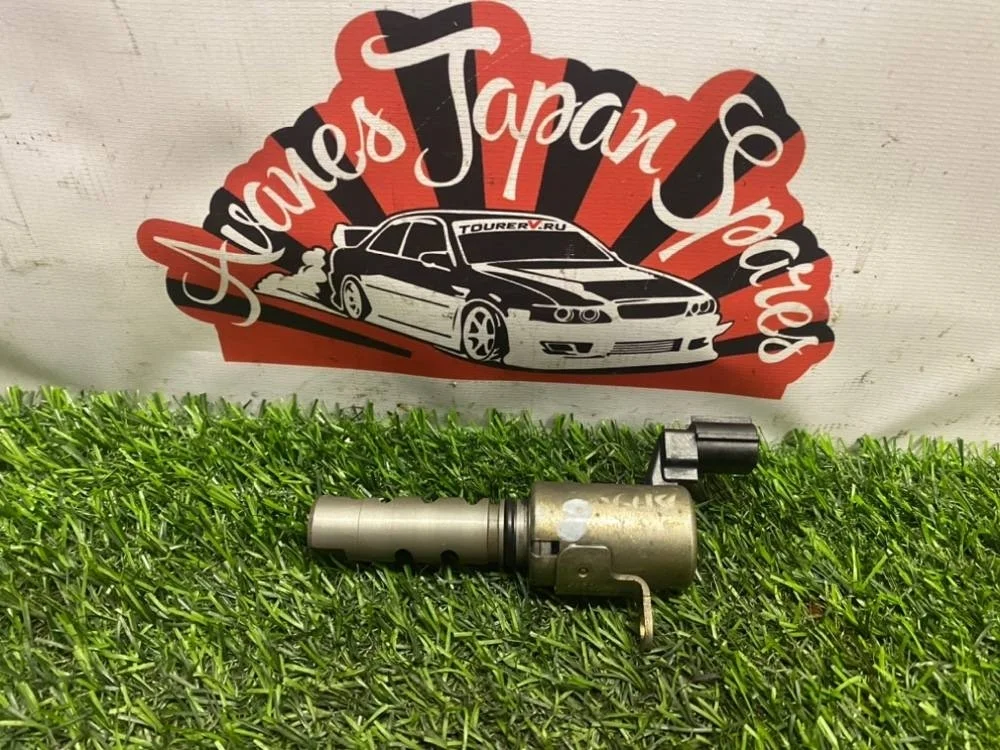 Клапан VVTi Lexus IS350 2008 1533031020 GSE21 2GR-FSE, правый