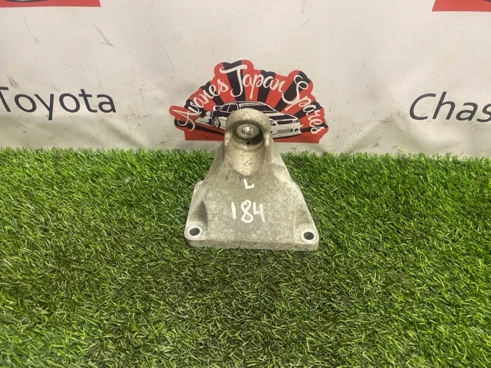 Крепление двигателя Toyota Crown 2007 1231131040 GRS184 2GR-FSE, правое