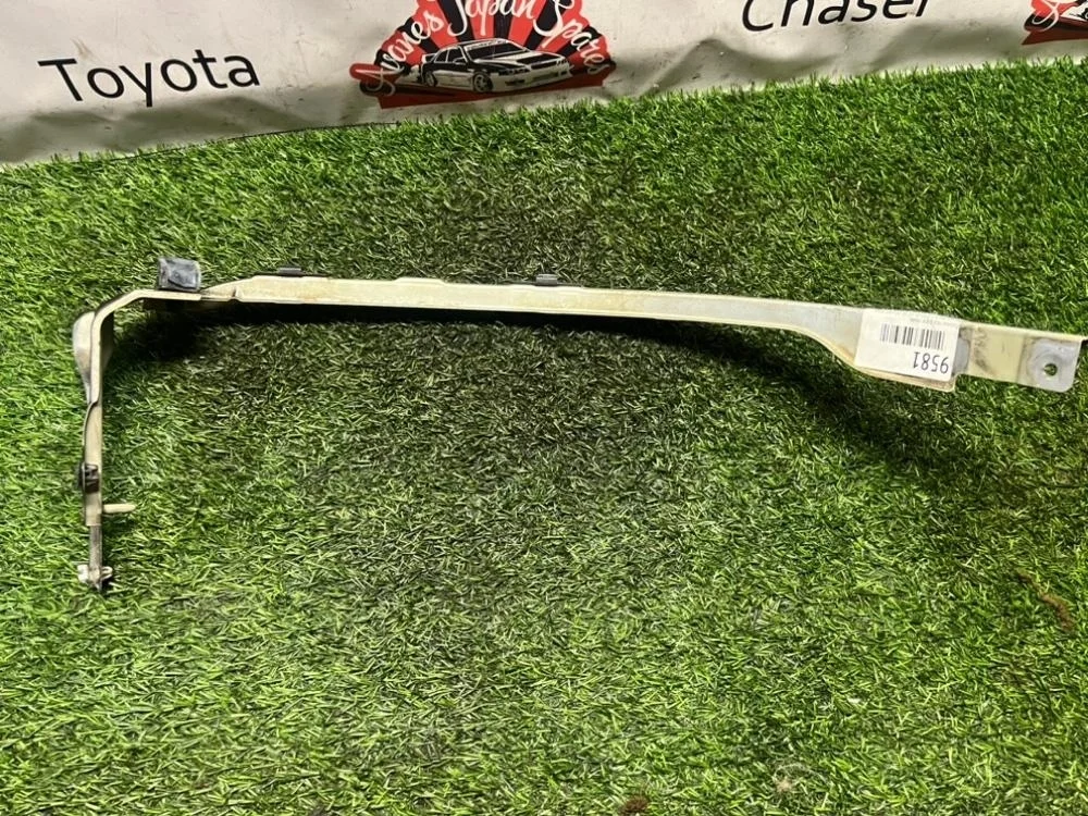 Планка под фару Toyota Mark 2 2001 5213322120 GX110 1G-FE BEAMS, правая