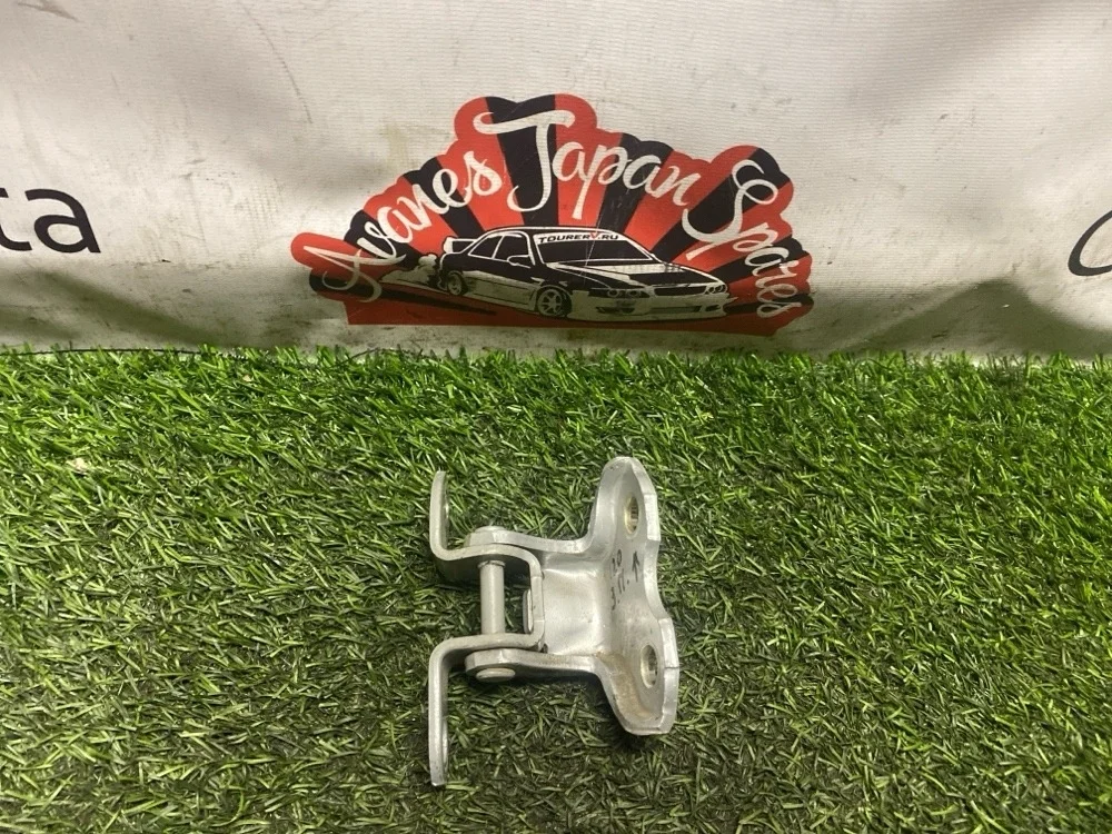 Петля двери Toyota Mark X 2006 6876020120 GRX121, задняя левая