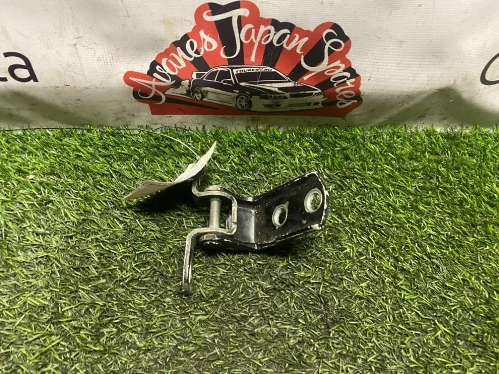 Петля двери Lexus IS250 2006 6878052030 GSE20, задняя левая