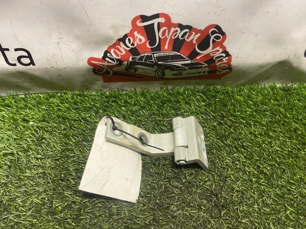 Петля двери Toyota Aristo 2003 6873030140 JZS161, передняя левая