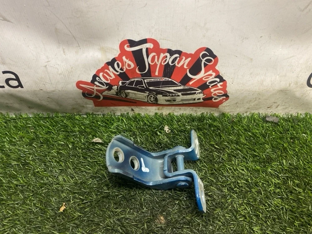 Петля двери Toyota Altezza 1999 6872012150 GXE10 1G-FE BEAMS, передняя левая