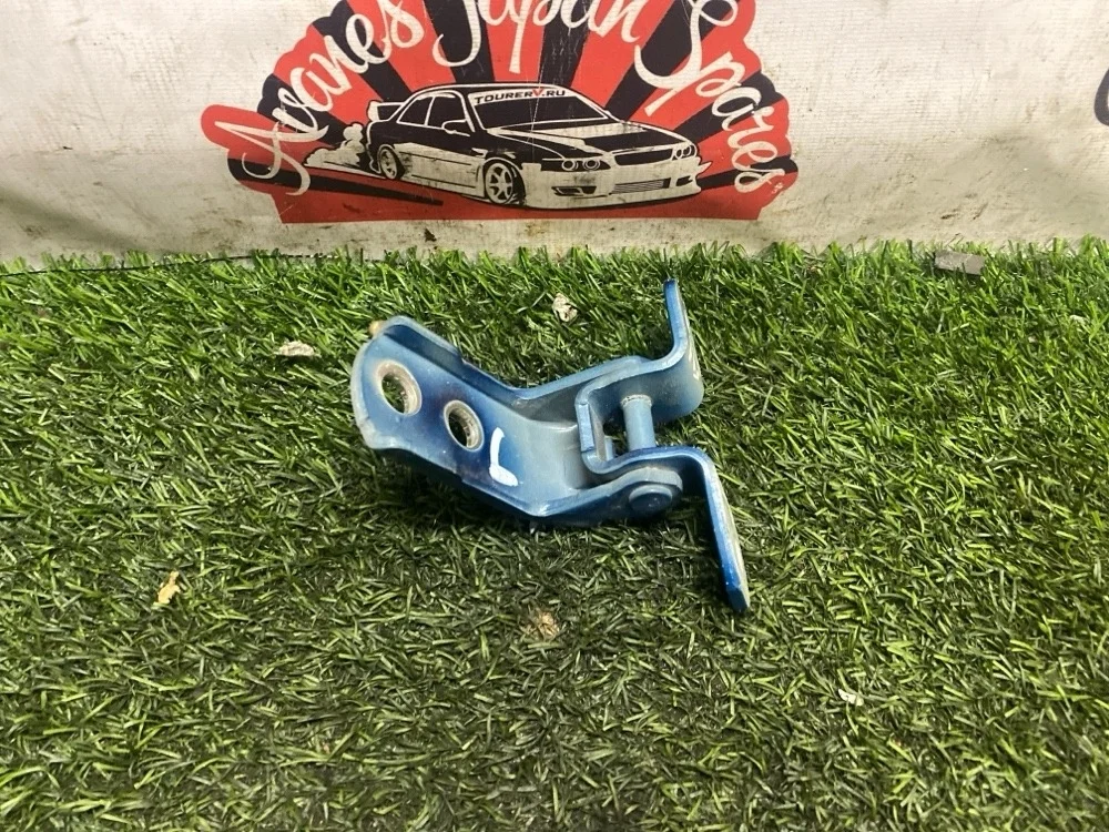 Петля двери Toyota Altezza 1999 6871012150 GXE10 1G-FE BEAMS, передняя левая