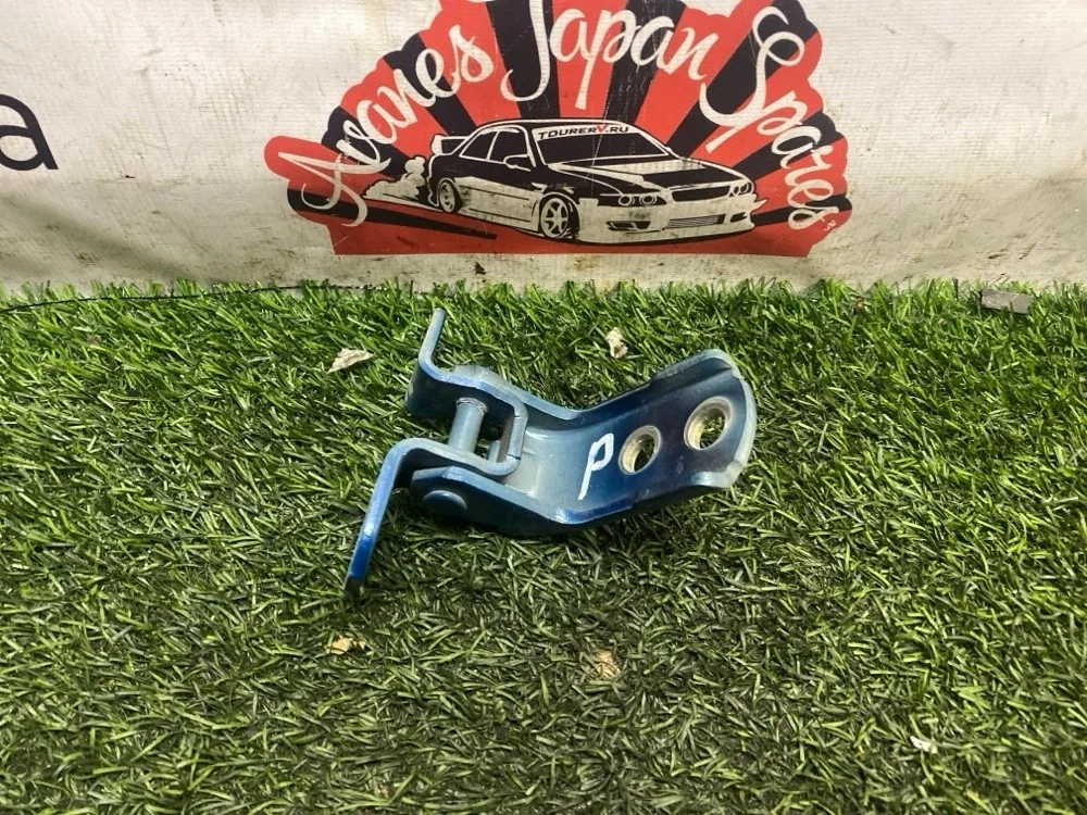 Петля двери Toyota Altezza 1999 6871012150 GXE10 1G-FE BEAMS, передняя правая